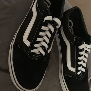 Vans (selling for cheap send offers)